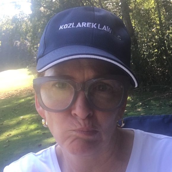 Meet your Posher, Courtney - Picture 1 of 1